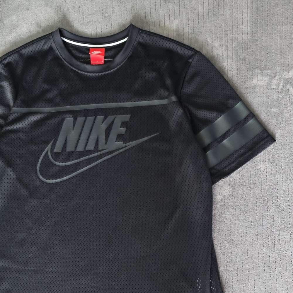 Nike Women's Black Mesh Jersey Size Small - Picture 3 of 10